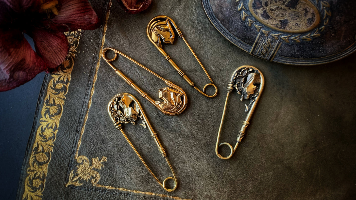 Leopard Pin Vintage Head Pin