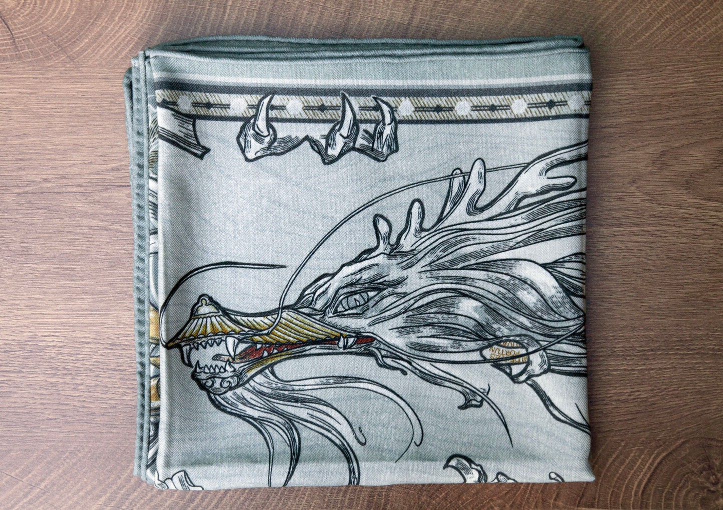 Mobius dragons scarf