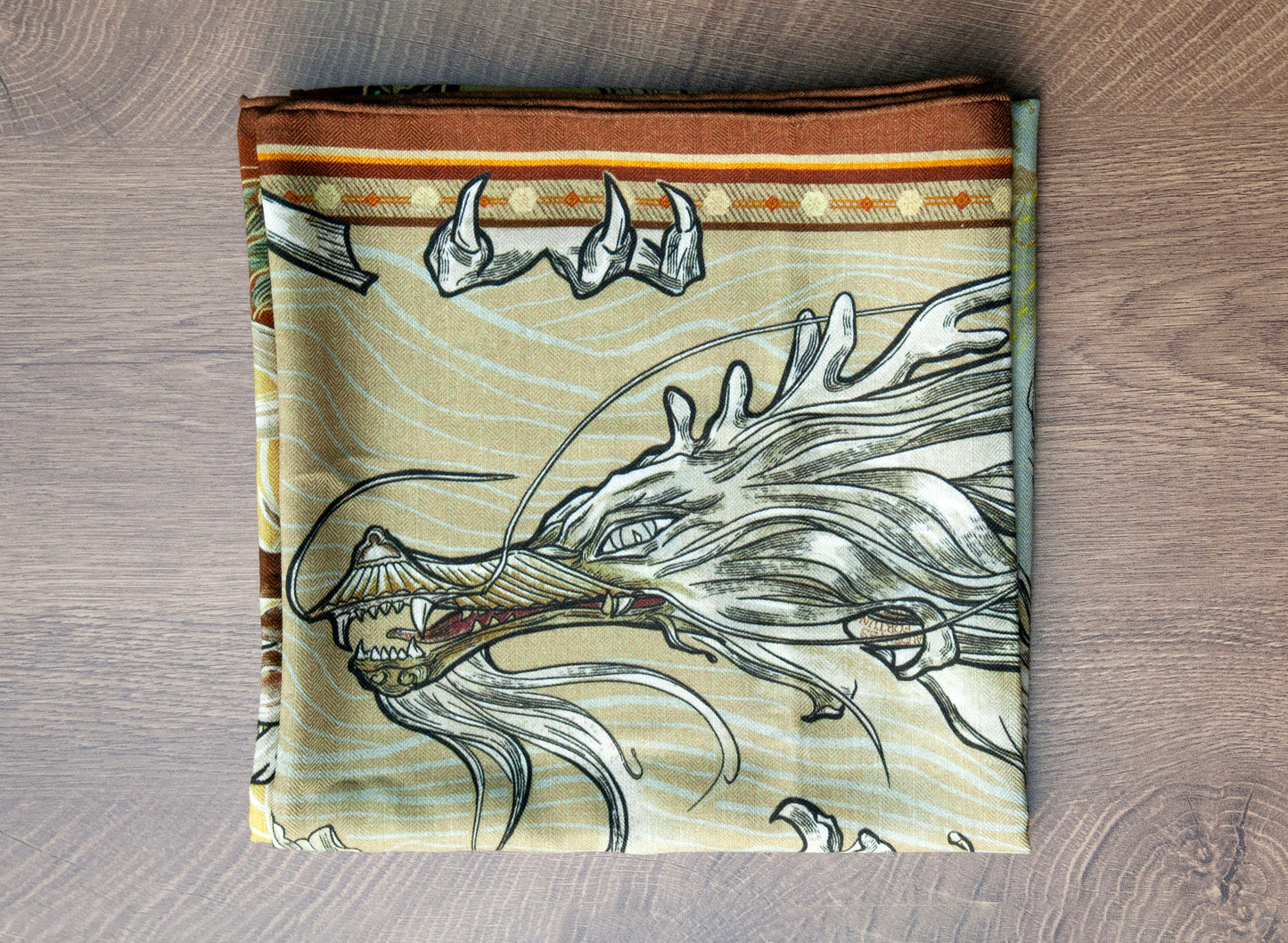 Mobius dragons scarf